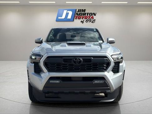 Used 2024 Toyota Tacoma TRD Sport RWD image 2