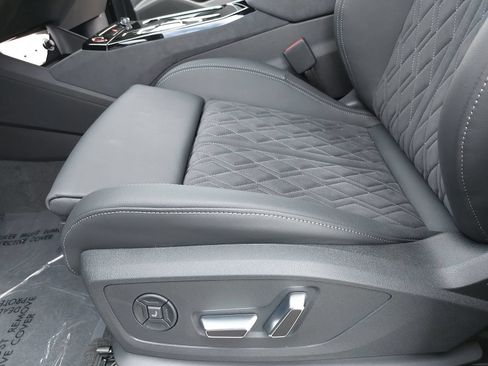 New 2027 Audi SQ6 e-tron Premium Plus AWD/4WD image 32