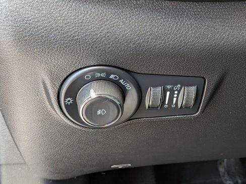 Used 2022 Jeep Compass Latitude w/ Convenience Group AWD/4WD image 15