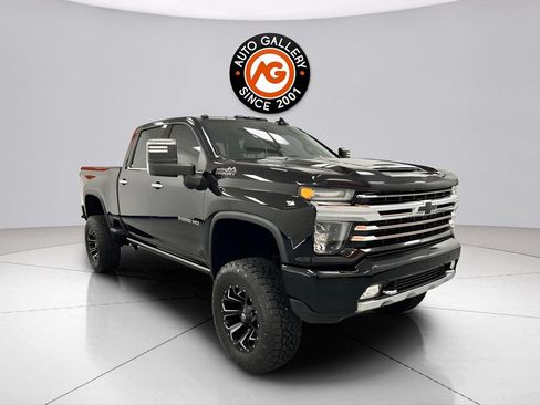 Used 2021 Chevrolet Silverado 2500 High Country w/ Safety Package II AWD/4WD image 7