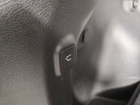 Used 2022 Jeep Cherokee Trailhawk w/ Comfort/Convenience Group image 31