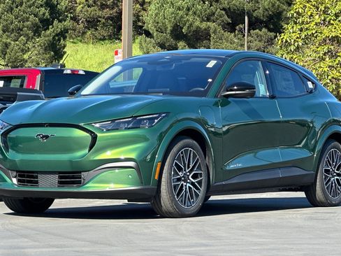 New 2026 Ford Mustang Mach-E Premium AWD/4WD image 15