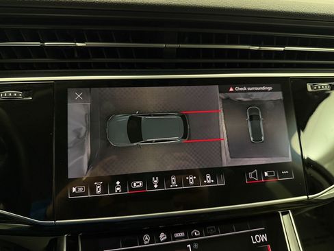 Used 2021 Audi Q7 3.0T Premium Plus image 23