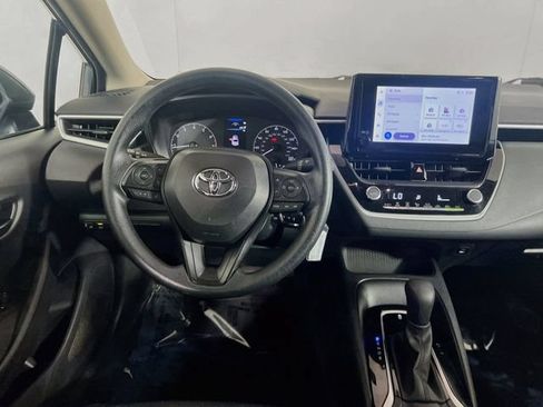 Used 2024 Toyota Corolla LE FWD image 18