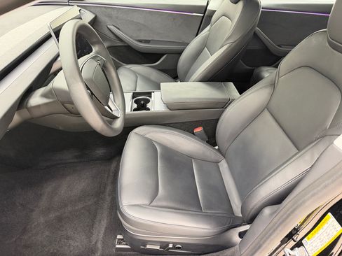 Used 2025 Tesla Model 3 Long Range AWD/4WD image 5
