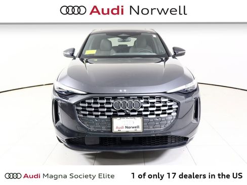 Used 2025 Audi Q5 Premium Plus AWD/4WD image 11