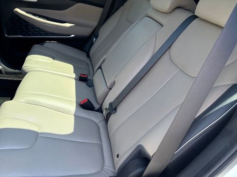 Used 2022 Hyundai Santa Fe Limited FWD image 10