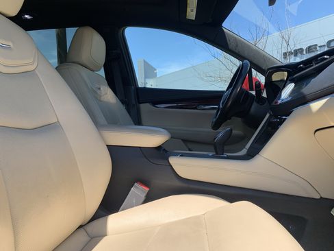 Used 2019 Cadillac XT5 Premium Luxury image 34