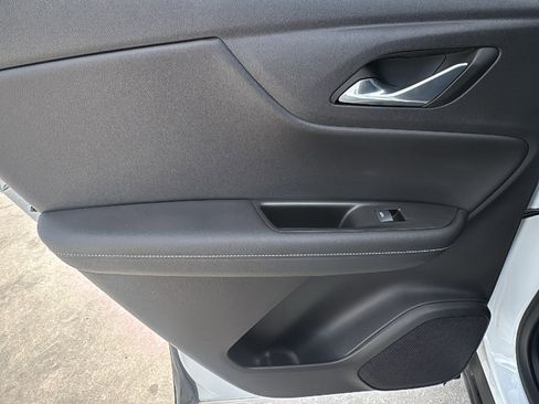 Used 2023 Chevrolet Blazer LT w/ Driver Confidence Package image 15