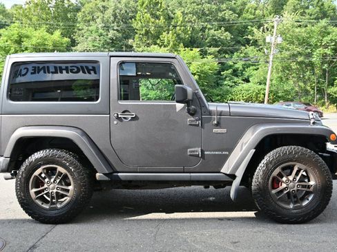 Used 2016 Jeep Wrangler Sahara AWD/4WD image 7