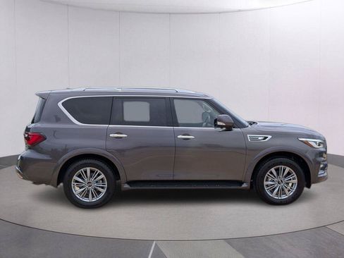 Used 2024 INFINITI QX80 Luxe RWD image 9