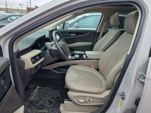 Used 2022 Lincoln Nautilus Reserve w/ Equipment Group 201A AWD/4WD image 9