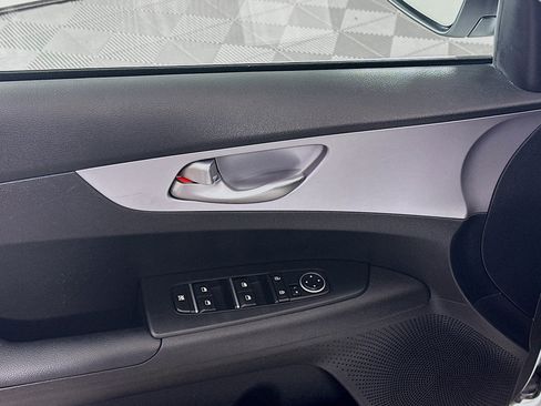 Used 2024 Kia Forte LXS FWD image 15