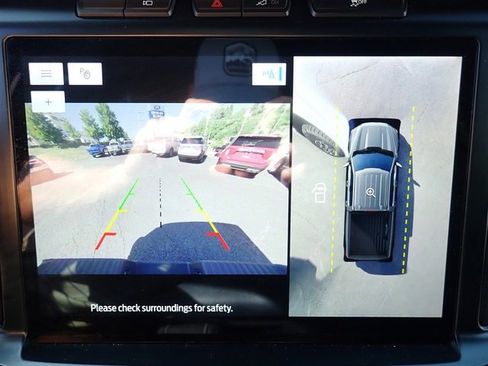 Certified 2022 Ford F150 XLT w/ Equipment Group 302A High image 27