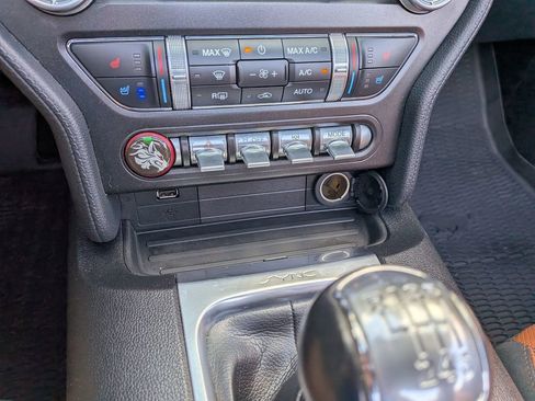 Used 2020 Ford Mustang GT Premium image 24