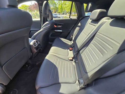 Used 2026 Mercedes-Benz GLC 300 4MATIC image 27