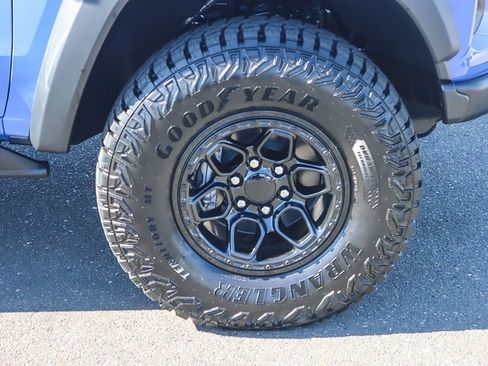 New 2026 Chevrolet Colorado ZR2 w/ ZR2 Bison Edition image 9