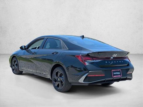 New 2026 Hyundai Elantra Sport FWD image 9