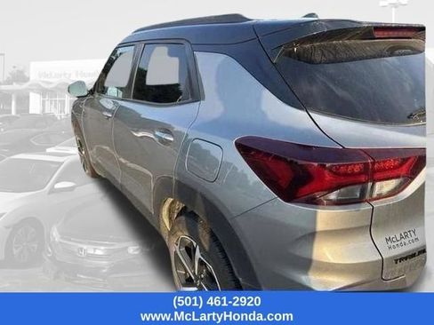 Used 2023 Chevrolet TrailBlazer RS FWD image 3