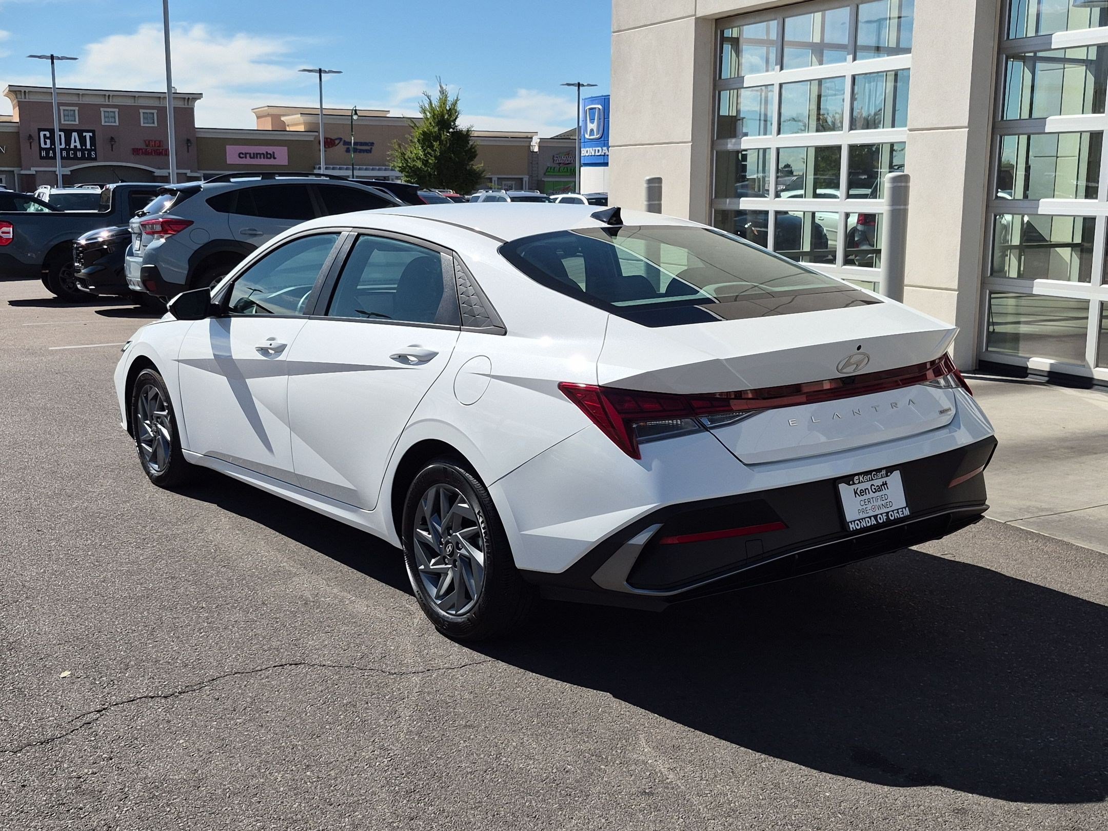 Used 2026 Hyundai Elantra Hybrid FWD image 9