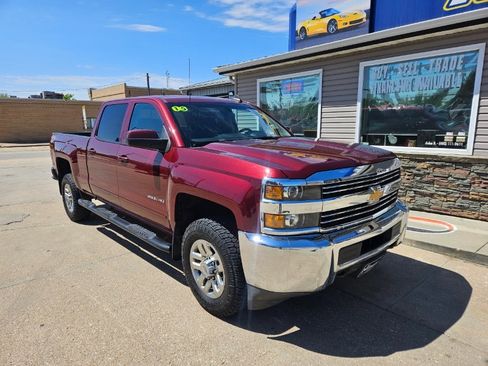 Used 2015 Chevrolet Silverado 2500 LT AWD/4WD image 4