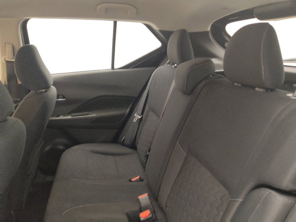 Used 2023 Nissan Kicks SV FWD image 18