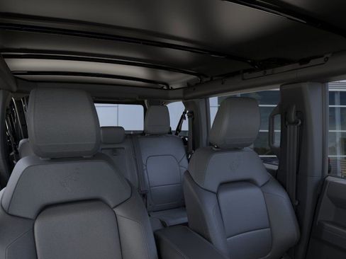 New 2026 Ford Bronco Outer Banks AWD/4WD image 12
