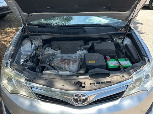 Used 2012 Toyota Camry LE FWD image 34