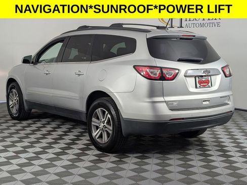 Used 2016 Chevrolet Traverse LT FWD image 5