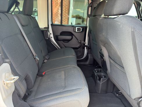 Used 2024 Jeep Wrangler Unlimited Sport AWD/4WD image 23