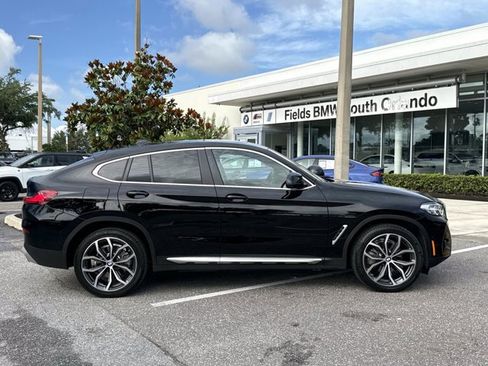 Used 2025 BMW X4 xDrive30i w/ Premium Package AWD/4WD image 2