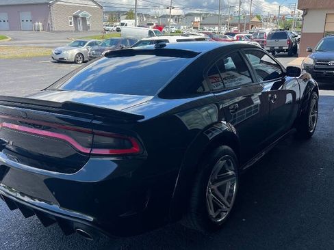 Used 2019 Dodge Charger SXT w/ Driver Confidence Group AWD/4WD image 4