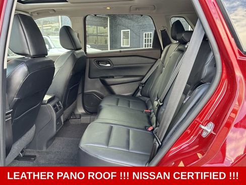 Certified 2022 Nissan Rogue SV w/ SV Premium Package AWD/4WD image 15