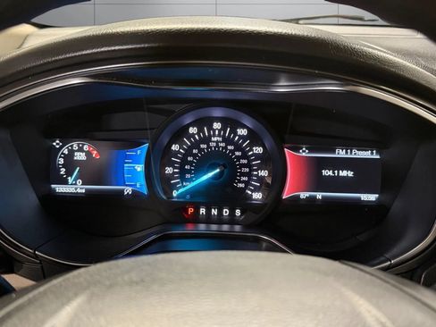 Used 2017 Ford Fusion SE w/ Fusion SE Technology Package FWD image 36
