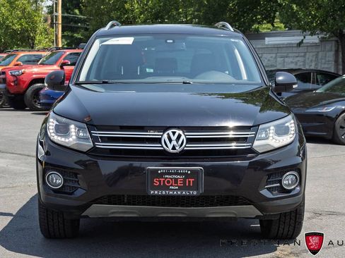 Used 2017 Volkswagen Tiguan Sport AWD/4WD image 12