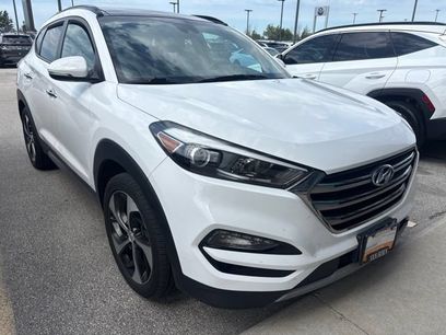 Used 2017 Hyundai Tucson Limited w/ Limited Ultimate Package 03