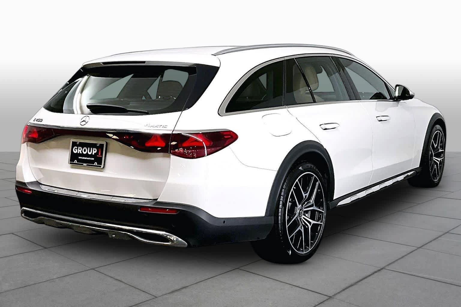 Used 2024 Mercedes-Benz E 450 4MATIC All-Terrain Wagon image 13