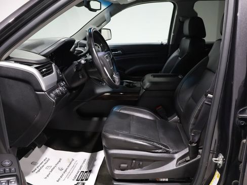 Used 2016 GMC Yukon XL SLT w/ Open Road Package image 12