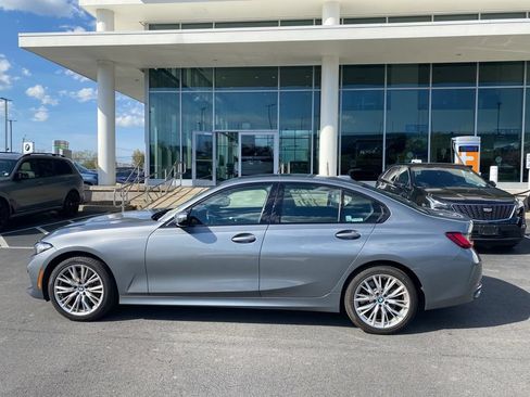 Used 2023 BMW 330i xDrive Sedan w/ Premium Package AWD/4WD image 6