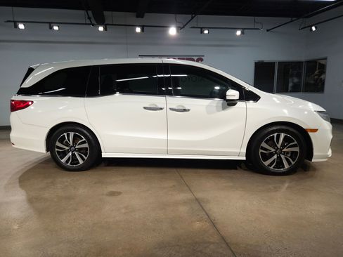 Used 2019 Honda Odyssey Elite image 8