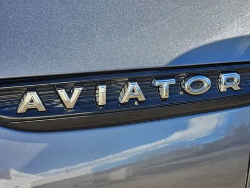 New 2025 Lincoln Aviator Reserve w/ Equipment Group 201A image 17