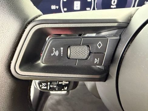 Certified 2025 Porsche Taycan AWD/4WD image 26