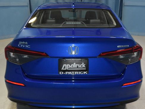 Used 2023 Honda Civic Touring image 33