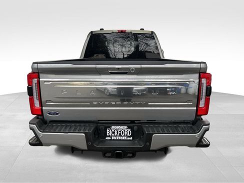 Used 2023 Ford F350 Platinum w/ FX4 Off-Road Package image 6