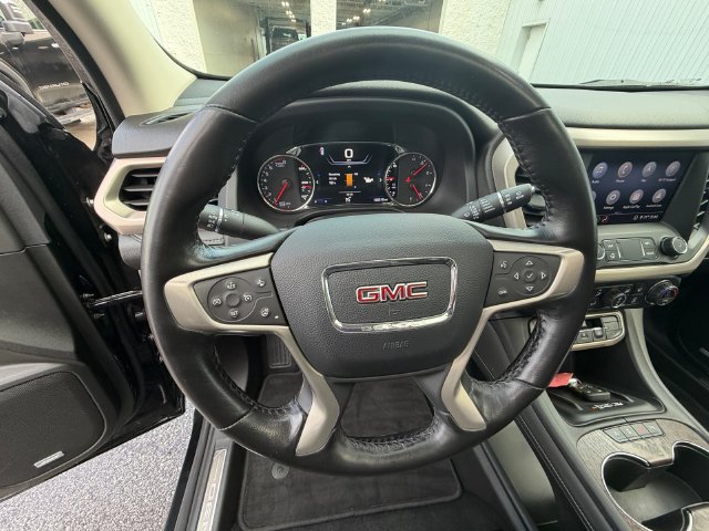Used 2020 GMC Acadia Denali w/ Technology Package AWD/4WD image 22