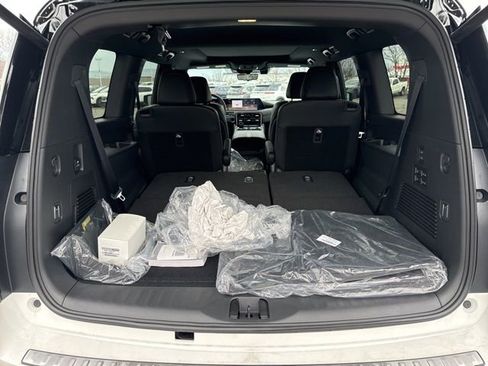 New 2026 Nissan Armada PRO-4X AWD/4WD image 7