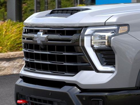 New 2026 Chevrolet Silverado 2500 LTZ w/ LTZ Plus Package AWD/4WD image 13