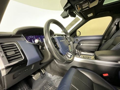 Used 2019 Land Rover Range Rover Sport HSE Dynamic image 15