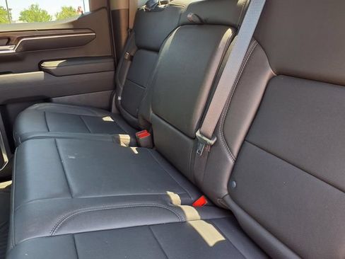 Used 2022 GMC Sierra 1500 SLT w/ SLT Convenience Package AWD/4WD image 6