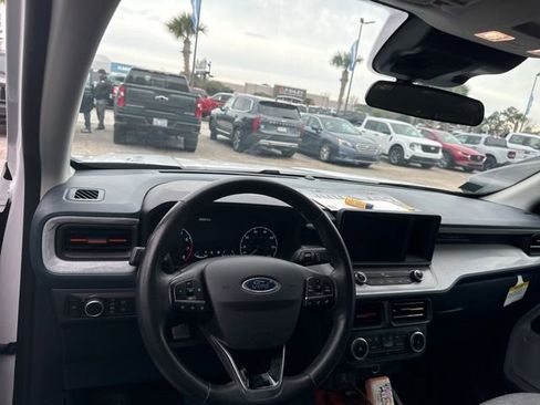 Used 2024 Ford Maverick XLT w/ XLT Luxury Package image 13